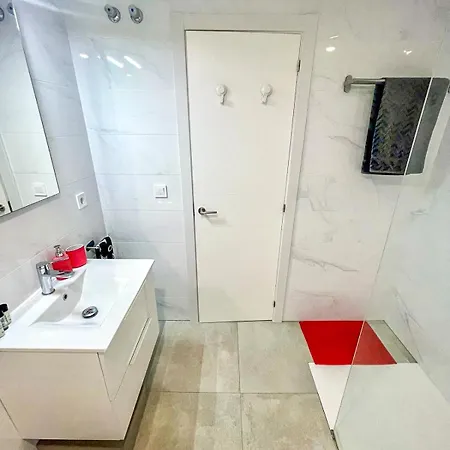 Seitz Second Floor Апартаменты *